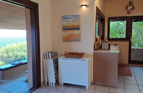 Costa Paradiso Villa | Amalthea: wellness villa, private spa, Jacuzzi, WiFi 8 guests IUN Q9493