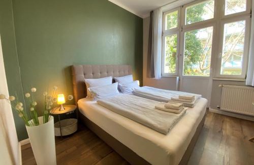 Potsdam Hotel | Amaroo - Gästehaus "Charlotte"