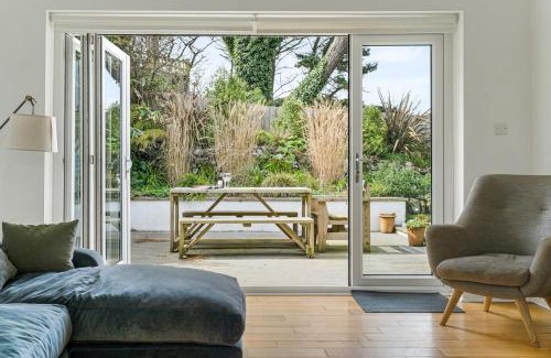 St. Agnes House | Amaroo