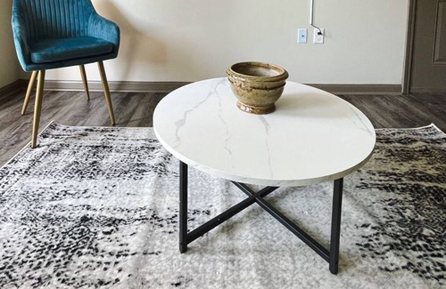 Ferndale Apartment | Amazing 1BD/1BA w/Balcony + Gym - Little Rock