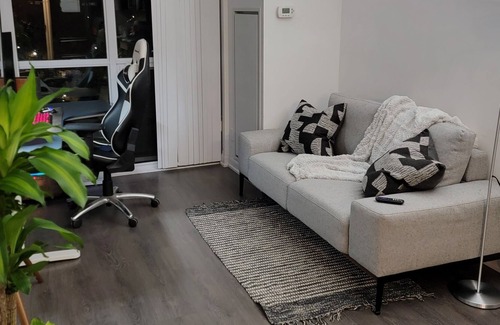 Willowdale Condo | Amazing 1BDR Condo Subway Access