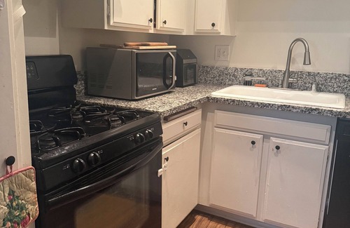 Huntington Beach Condo | Amazing 2-bedroom condo in Huntington Beach.
