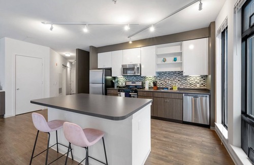 Assembly Square Apartment | Amazing 2 bedroom 2 bathroom at the heart of assembly