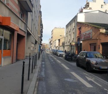 Clichy Apartment | Amazing apartment a stone's throw from the City of Lights - Paris