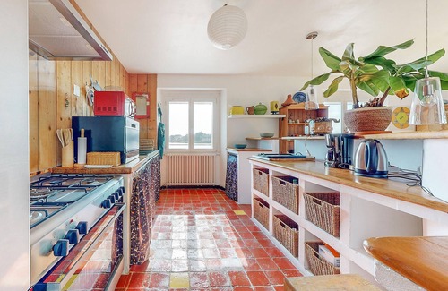 Locmariaquer Apartment | Amazing apartment in Locmariaquer