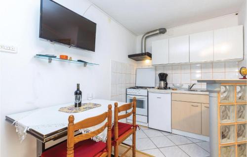 Bakar Apartment | Amazing Apartment In Bakar With Kitchen