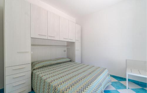 Ghiaia Apartment | Amazing Apartment In Deiva Marina