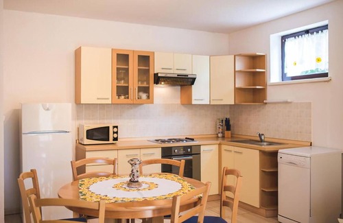 Suha Punta Apartment | Amazing apartment in Kampor with sauna