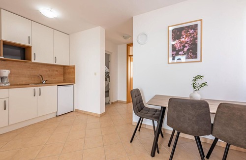 Kosljun Apartment | Amazing apartment in Kosljun with WiFi