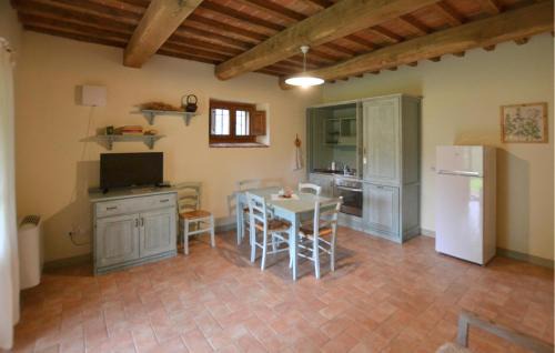 Anghiari Apartment | Amazing Apartment In Ponte Alla Piera