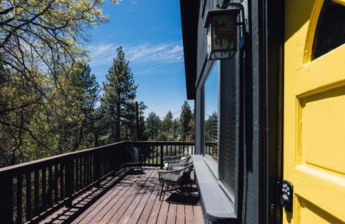 Moonridge House | Amazing Cabin - Close To Ski Resort and Village