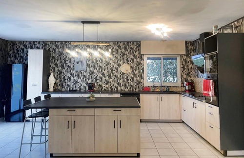 Saint-Vivien-de-Medoc House | Amazing home in Saint-Vivien-de-Medoc