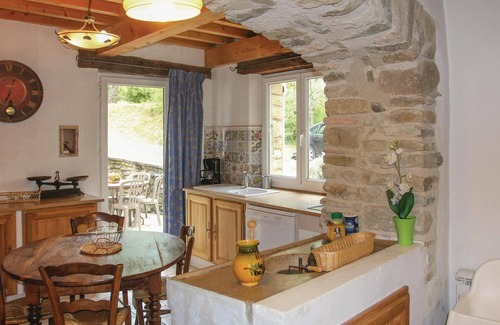 La Begude-de-Mazenc House | Amazing home in La Begude-De-Mazenc