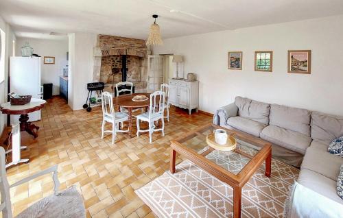 Saint-Privat-des-Pres House | Amazing Home In Saint-Privat-Des-Prés