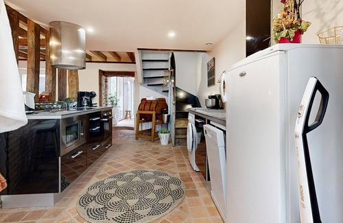 Neuilly-le-Vendin House | Amazing home in Neuilly le Vendin