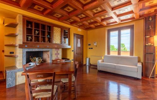 Gualdo Cattaneo House | Amazing Home In Gualdo Cattaneo Pg