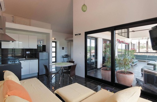 Kampor House | Amazing home in Kampor