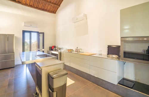 Marsala House | Amazing home in Marsala with WiFi