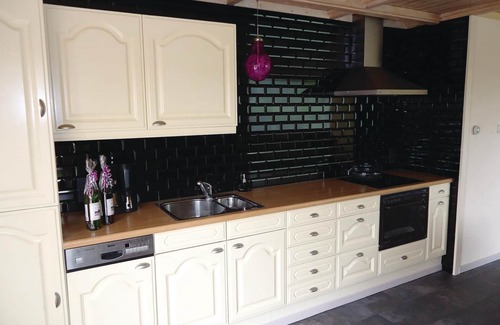 Sint-Annaland House | Amazing home in Sint Annaland with WiFi