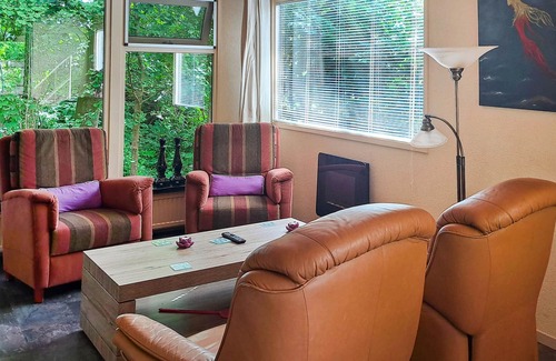 Sint-Annaland House | Amazing home in Sint Annaland with WiFi