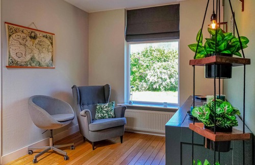 Scharendijke House | Amazing home in Scharendijke with WiFi