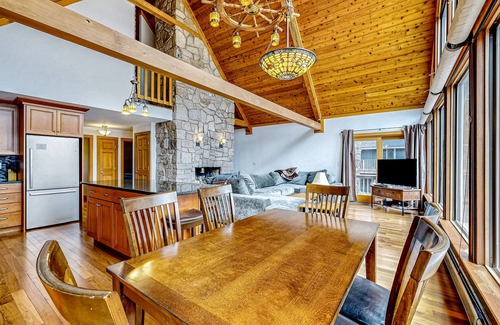 Wolfeboro House | Amazing lakefront retreat with stunning views - near skiing & golf