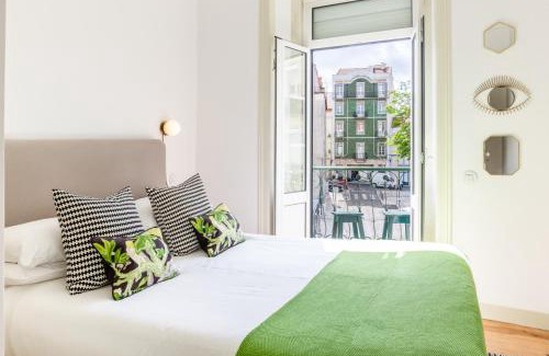 Alfama Apartment | Amazing Lisboa! Views & Style in Historical Graça