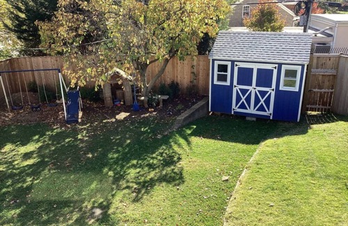Hyattsville House | Amazing Location, 2700 sqft, 5-bedroom, Family-friendly, 1 Mile from DC