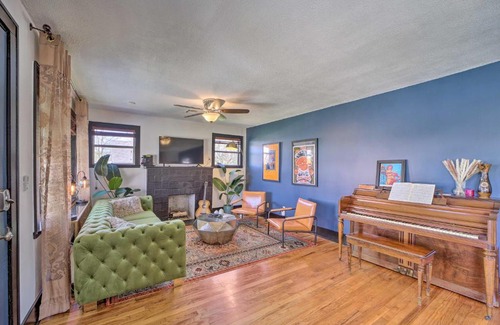 Sunrise Terrace House | Amazing Musical Abode in Expo Square Neighborhood!