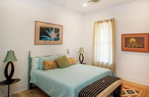 Governmental Mall House | Amazing NEW Oasis Pool, Mins to DT & PHX Airport