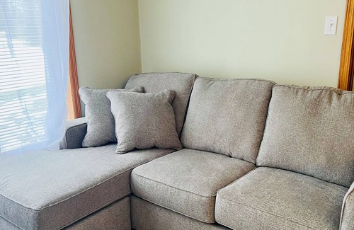 Lake Mills Apartment | AMAZING! Private Suite w Separate Entrance+Parking - 2-3 min walk to the Lake