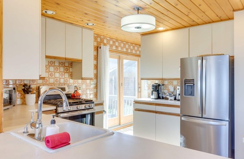 Rocky Point House | Amazing Rocky Point Retreat Overlooking the Sound!