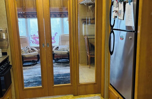 Salt Springs House | Amazing RV/Camper in Ocala National Forest- 2 Bedrooms