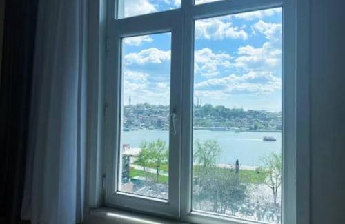 Galata Apartment | Amazing Sea View, Modern Design 4 BR Apartment in Karaköy