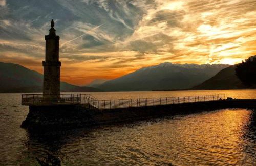Aurogna Apartment | Amazing Terrace on Como Lake