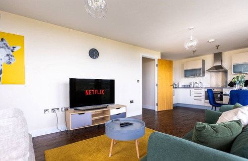 Central Milton Keynes Apartment | Amazing view 2 bed, free parking