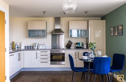 Central Milton Keynes Apartment | Amazing view 2 bed, free parking