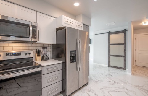 Albuquerque House | Amazing views! Family-sized house with game, fashion mall