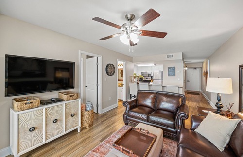 Gulf Shores Condo | AMAZING VIEWS FROM THIS 2 BEDROOM 2 BATH BEACHSIDE CONDO