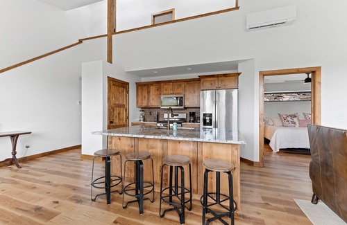 Hill City House | Amazing Views! Gorgeous New Home Near Hill City!