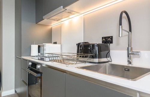 Holbeck Apartment | Amazing Views in Central Leeds - Pass The Keys