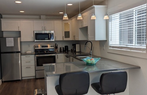 Sooke House | Amazing views! OCEANFRONT Waterfront Location!