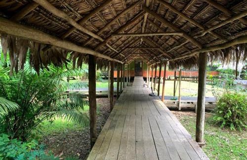 Villa Maria del Triunfo Hotel | Amazon Symphony Lodge