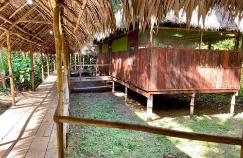 Villa Maria del Triunfo Hotel | Amazon Symphony Lodge