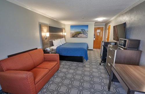 South Yarmouth Hotel | Ambassador Inn and Suites