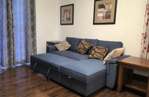 Stratford Hotel | Ambassador's Inn Next Door