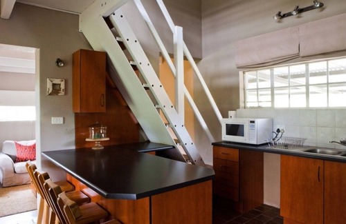 Rayton Bed & Breakfast | Ambers & Grace Guest Farm