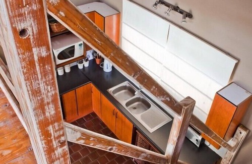 Rayton Bed & Breakfast | Ambers & Grace Guest Farm