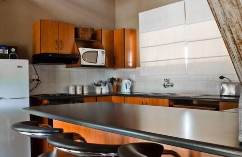 Rayton Bed & Breakfast | Ambers & Grace Guest Farm