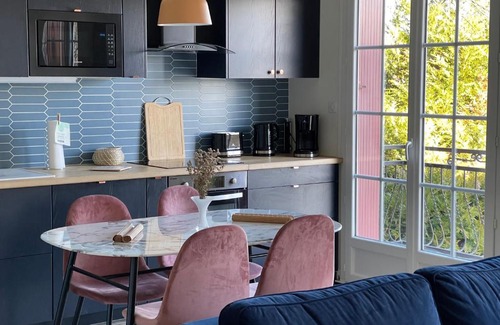 Thomery Apartment | Ambiance Seine, appartement surplombant la Seine -51 M2, Anémone-